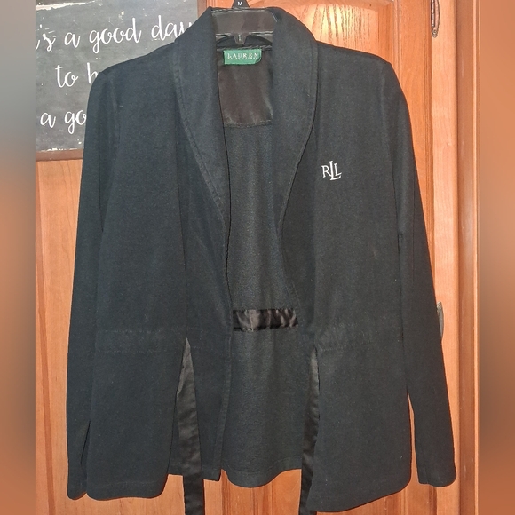 Ralph Lauren Jackets & Blazers - Lauren Ralph Lauren Black Women's Blazer In A Size Mesium. EUC.